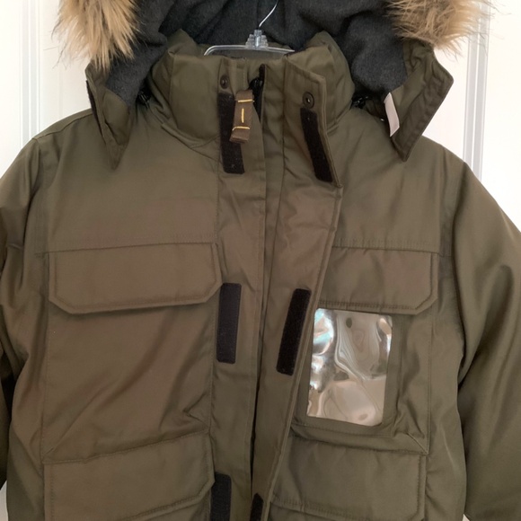 Gap Kids Winter Down Puffer Hooded Parka Jacket in Olive Green Size Large (10 ) - Picture 8 of 14
